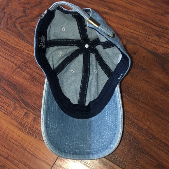 Baseball cap - Picture 3 of 6